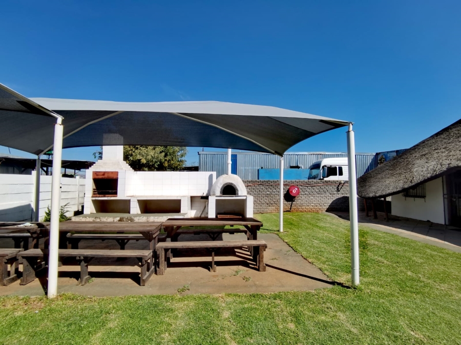 Commercial Property for Sale in Kroondal North West